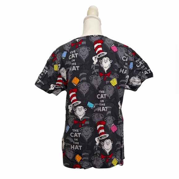 Dr. Seuss The Cat in The Hat Print Nursing Medical Scrub Top Women’s Medium - Picture 2 of 5